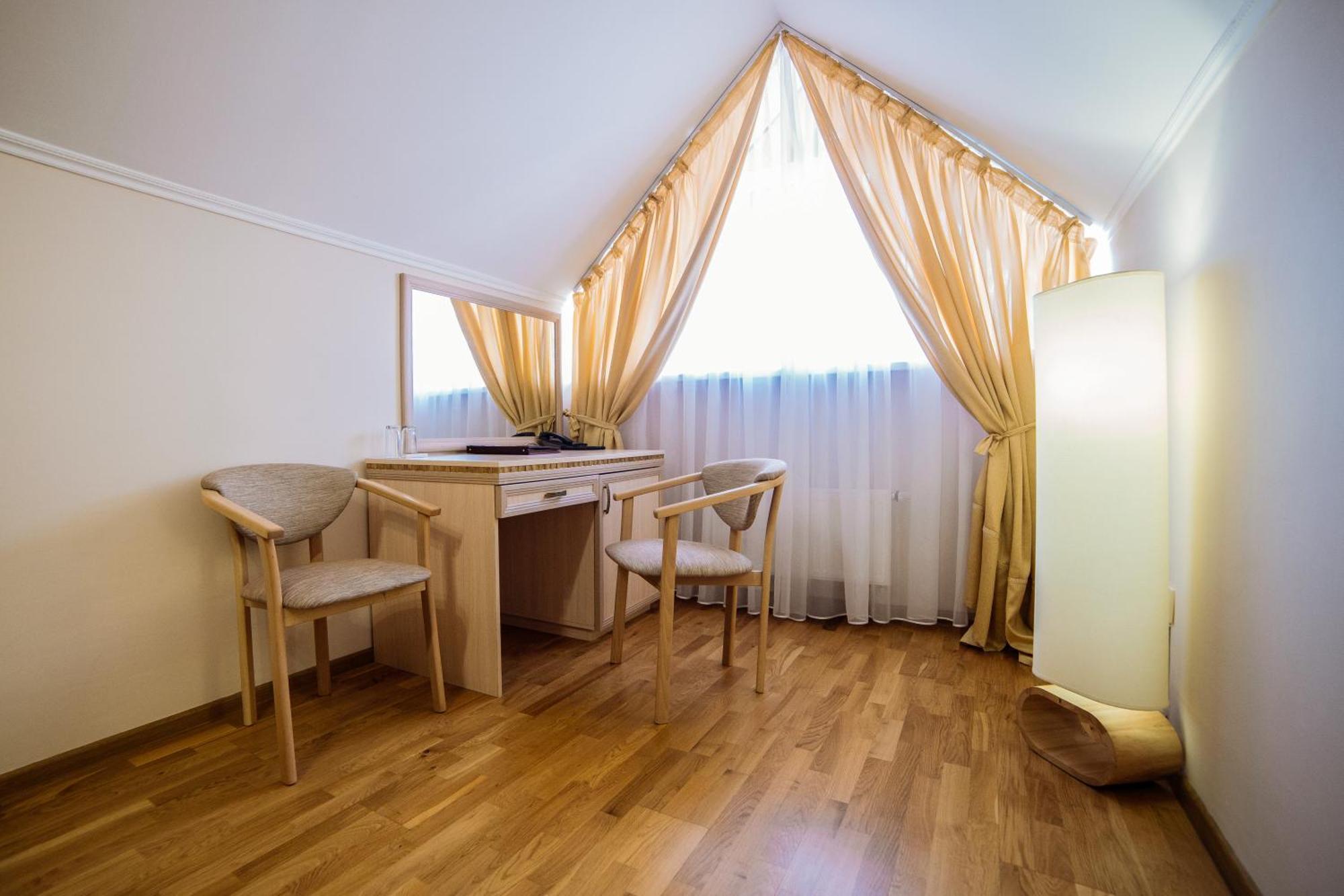 Svityaz Resort Truskavets Kamer foto