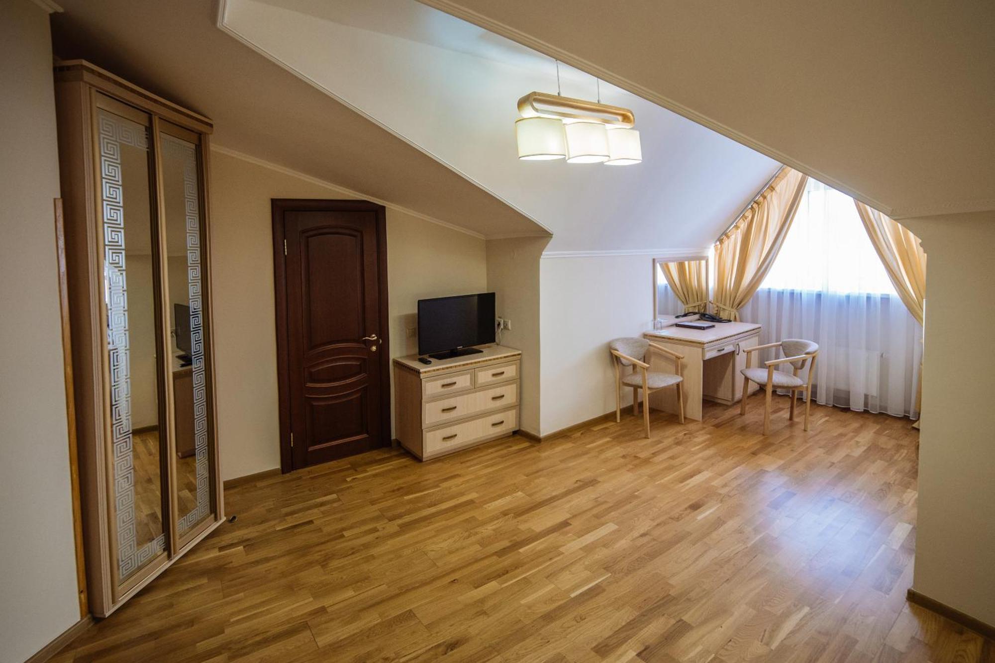 Svityaz Resort Truskavets Kamer foto