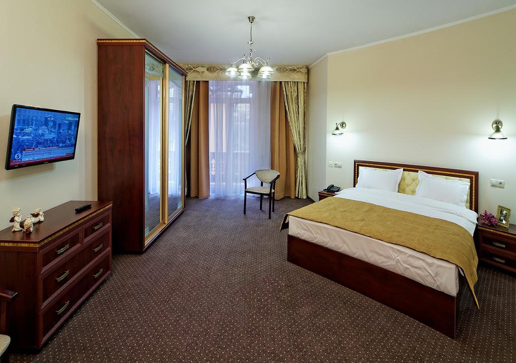 Svityaz Resort Truskavets Buitenkant foto